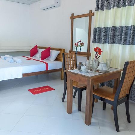 Autumn Home Stay Дамбула Екстериор снимка