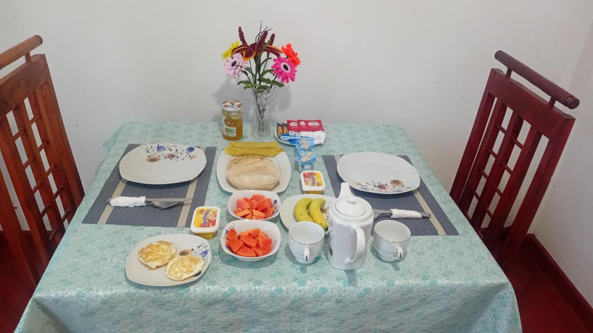 Autumn Home Stay Дамбула Екстериор снимка