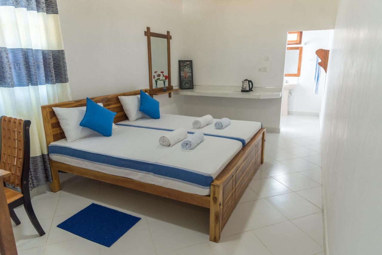 Autumn Home Stay Дамбула Екстериор снимка