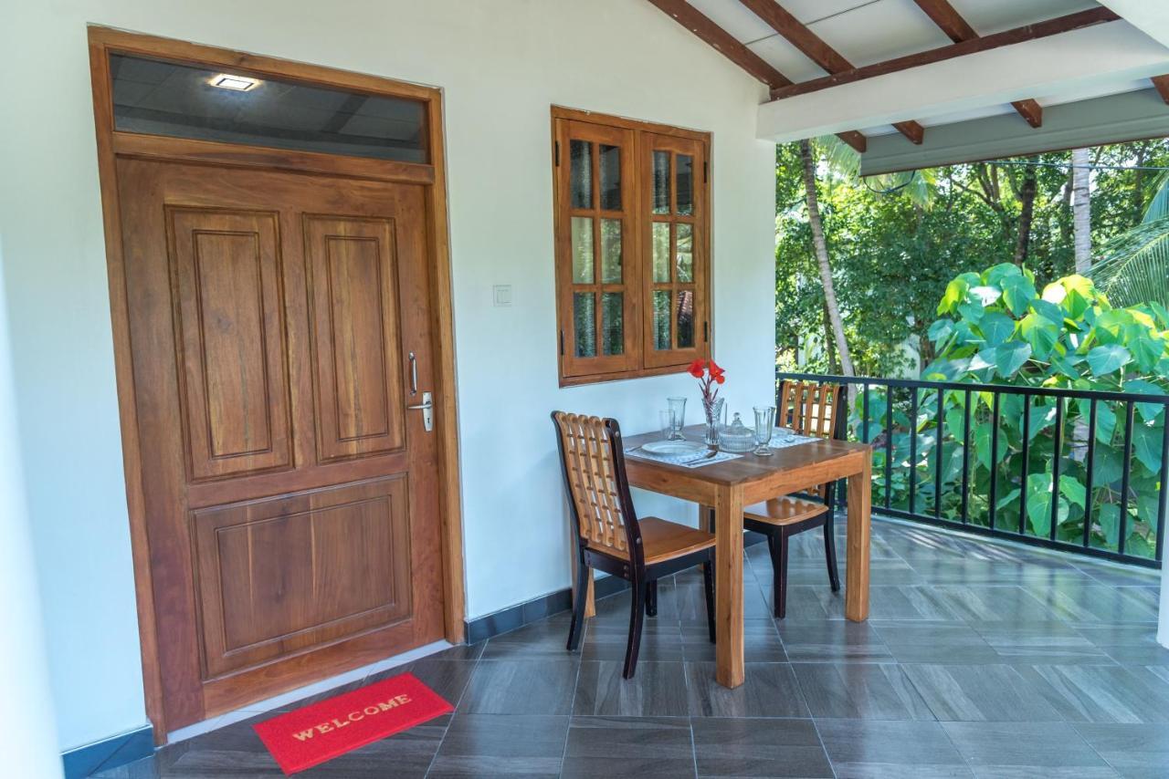 Autumn Home Stay Дамбула Екстериор снимка