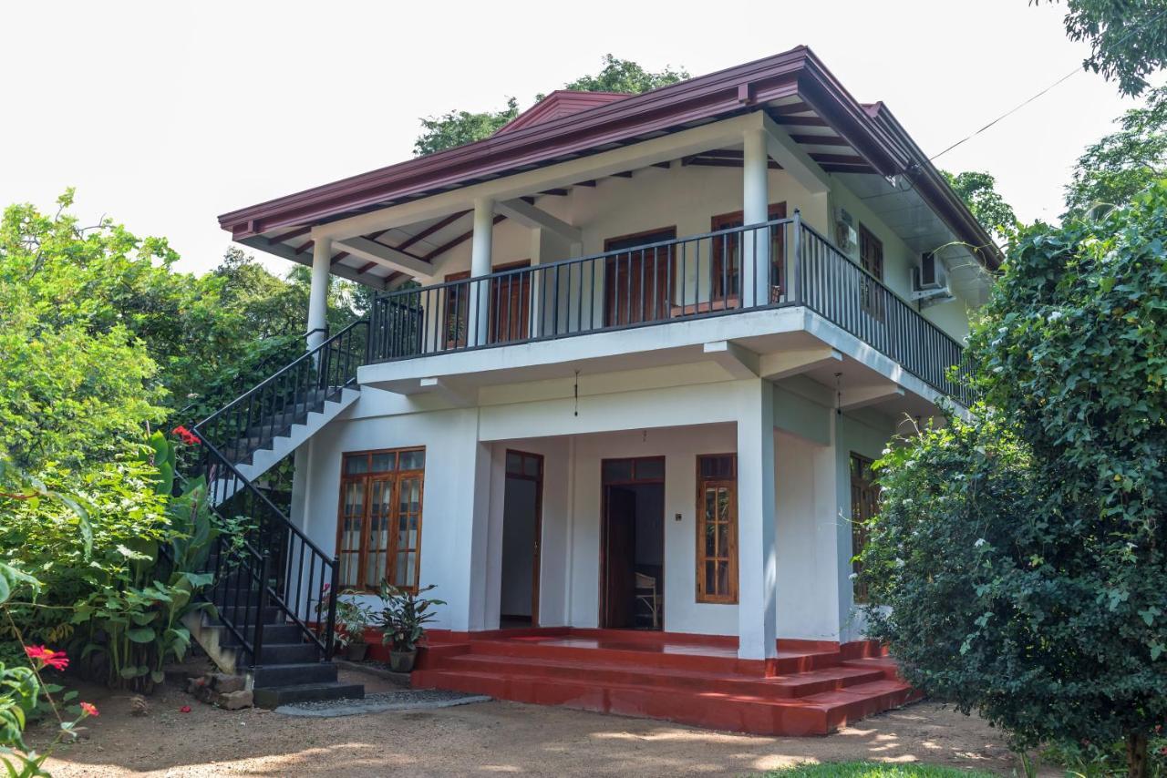 Autumn Home Stay Дамбула Екстериор снимка