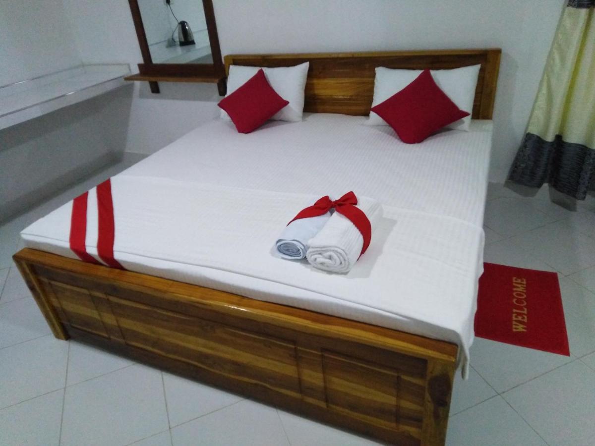 Autumn Home Stay Дамбула Екстериор снимка